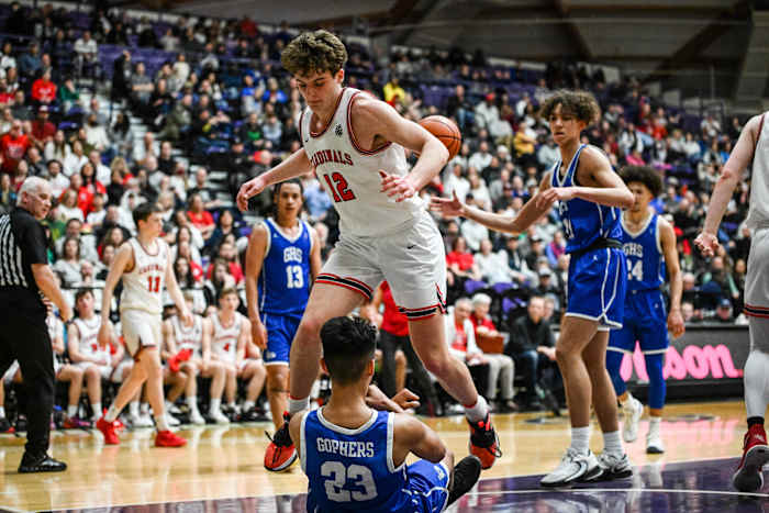 Lincoln Gresham 6A Oregon boys basketball quarterfinal Naji Saker -97